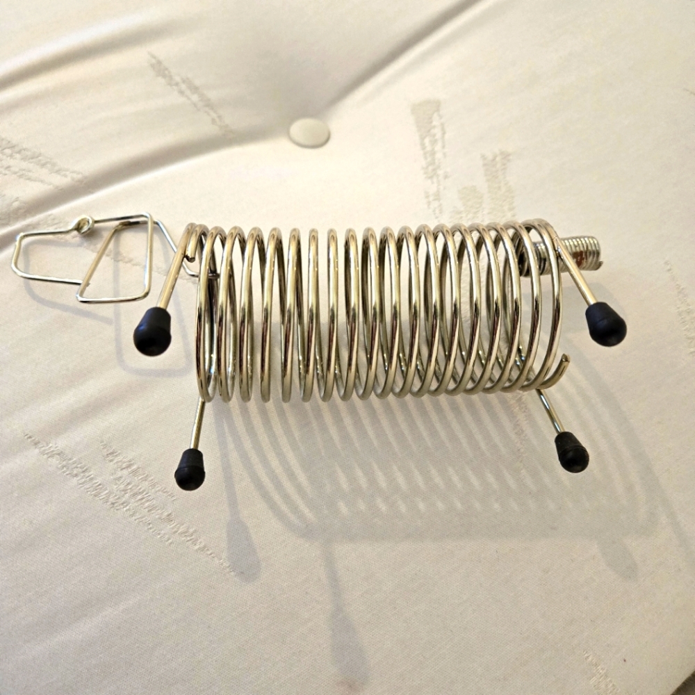 Rare, Retro, Vintage Gold Tone Metal Coil/Spiral Dog Desk Caddy, Letter Holder - Picture 8 of 12